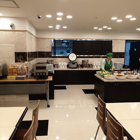 Toyoko Inn Seoul Yeongdeungpo Buitenkant foto